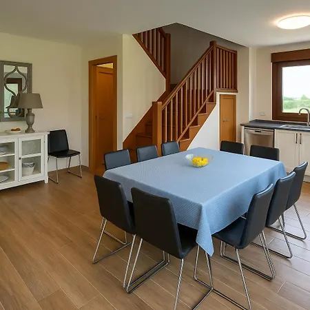 Laurel De Gulpiyuri De Llanes 度假居 *