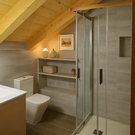 Laurel De Gulpiyuri De Llanes * Villahormes