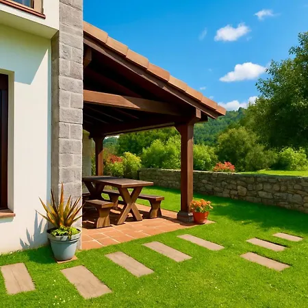 Laurel De Gulpiyuri De Llanes * Villahormes