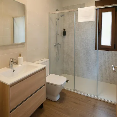 Laurel De Gulpiyuri De Llanes * Villahormes