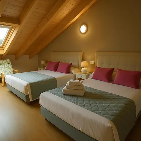 Laurel De Gulpiyuri De Llanes Villahormes